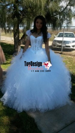 2017 New Beaded Sweet 15 Dress White Vestidos De Fiesta Satin Tulle Quinceanera Ball Gown