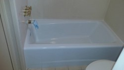 New Orleans Tub Refinish