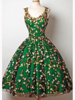 Tea-Length Green Homecoming Dress, Short Prom Dress with Florals, OP144 – ombreprom.co.uk