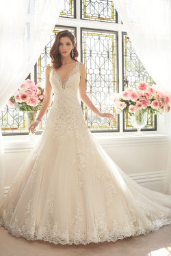 2018 correas de sirena de tul vestidos de novia con apliques y perlas barrer el tren US$ 319.99  ...