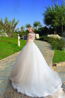 2017 3/4 Longitud de la manga Bateau vestidos de novia de tul con apliques tribunal tren US$ 309 ...