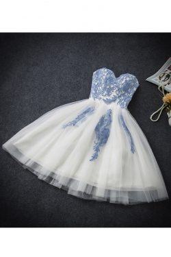 2019 una línea de tul de amor con applique corto / mini vestidos de regreso a casa US$ 149.99 VT ...