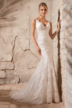 2017 V-cuello de la boda vestidos de sirena de Tulle con apliques Y Granos US$ 349.99 VTOPLZNAQ2 ...