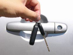 AUTOMOBILE MOBILE LOCKSMITH SERVICE