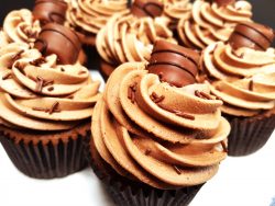 Kinder Bueno cupcakes