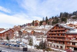 Chalet On The Slopes Of The Valley Meribel. Ski Resort Meribel.