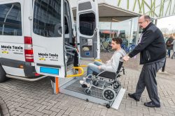 Wheelchair Maxis Taxis Melbourne Airport – Maxis Taxis Melbourne