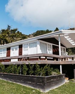 High end builds Waiheke