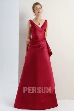 Robe de soirée longue rouge rubis plissé décolleté en V