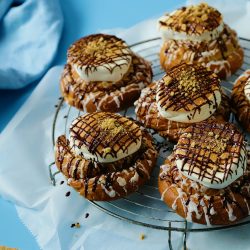 Cinnamon Roll S’Mores | Tastemade