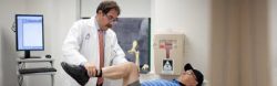 6 Reasons to See a Knee Doctor in New York Promptly