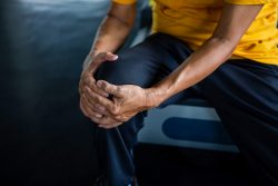 What’s the Best Knee Treatment New York? | The Pain Treatment Specialists