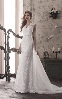 Robe de mariée avec lacets en tulle gaine v encolure ceinture en étoffe – GoodRobe