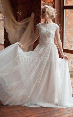 Robe de mariée plissé decoration en fleur col ras du cou a-ligne boutonné – GoodRobe