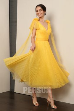 Robe de soirée midi jaune plumetis encolure v à manches