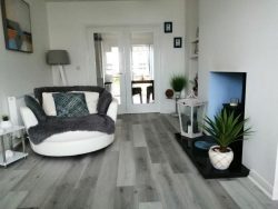 Laminate Flooring Stockists Near Me