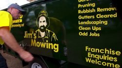 Lawn Mowing Services In Chadstone