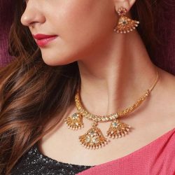 Shop Gorgeous Designs Of Antique Jewellery