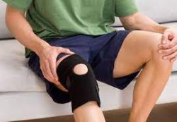 What is symptoms of knee pain?