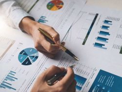 Financial Advisor – Akshat Jasra