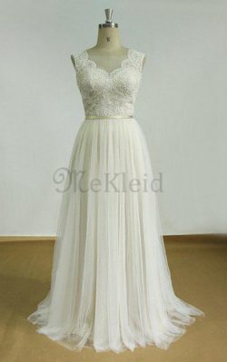 Strand Tüll Zickzack Ausschnitt Plissiertes Brautkleid mit Sweep Zug – MeKleid.de