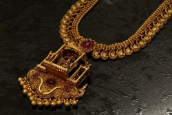 Temple Jewellery Manufacturers in Kanchipuram