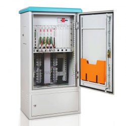 E100 Adaptive Coordinated Traffic Light Controller