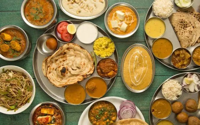 food delivery in train