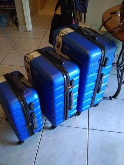 Luggage Set