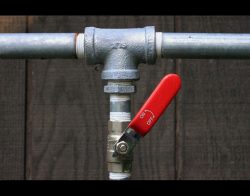 When to Call an Emergency Plumber?