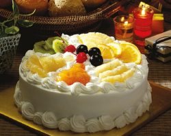 Send Designer Pineapple Cake Online