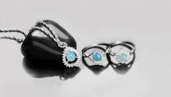 Graceful Opal Jewelry To Look Classy