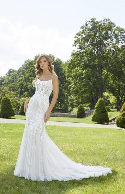 Bridal Dresses on sale Toronto| Amanda-Lina’s