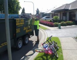 lawn mowing roxburgh park