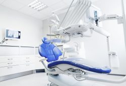 Dental Implant Specialist Near Me