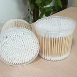 Wooden Cotton Buds 260