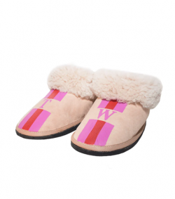 Slippers – Elizabeth Summer