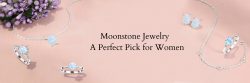 Why Women All Over The World are Falling in Love With Moonstone Jewelry