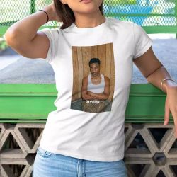 Giveon T-shirt Giveon Photo T-shirt $15.95