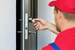 Professional locksmith in London