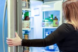 How To Maintain A Refrigerator: Top 10 Tips