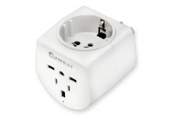 UNIVERSAL WORLD TRAVEL ADAPTER