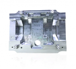 One-piece die-cast body structure of new energy vehicle rear warehouse