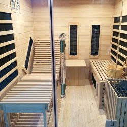 BARREL SAUNA AND POD SAUNA