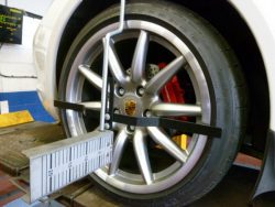 Best 4 Wheel Alignment Sheffield | S9 MOT