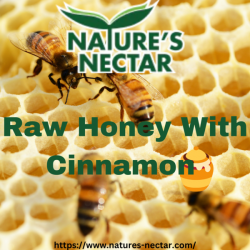 Raw Honey With Cinnamon