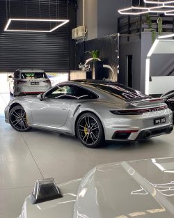 Best prestige- luxury car detailing Melbourne