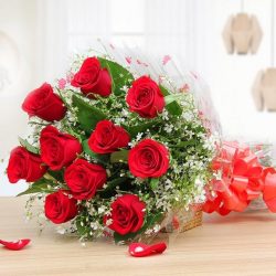 Blooming Delights at Your Doorstep: Online Flower Delivery in Delhi