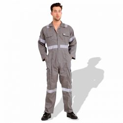 Best Safety Workwear in Qatar from Mediate Trading