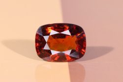 Hessonite Stone: Igniting Inner Strength and Spiritual Awakening